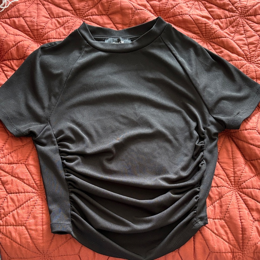 Cider Black Crop Top